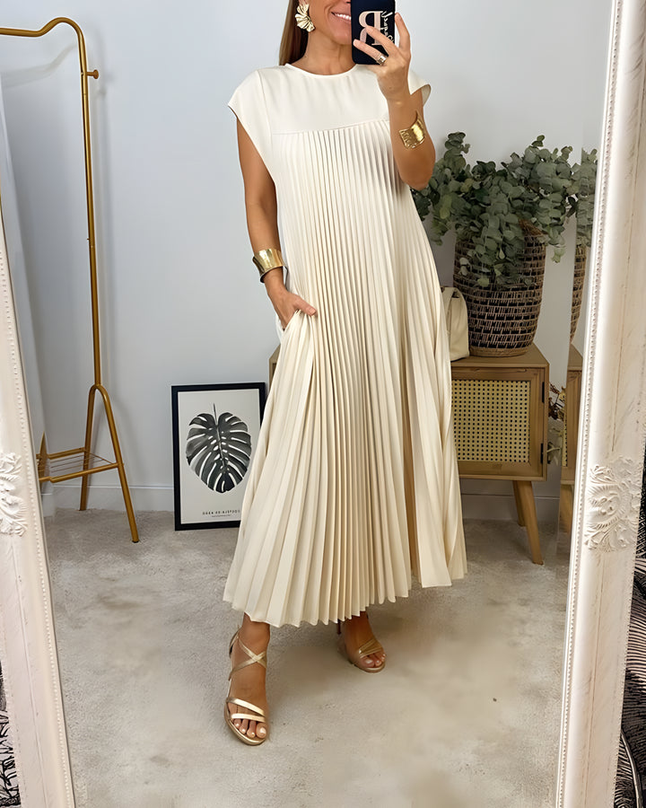 Cindy - Sleeveless Pleated Dress