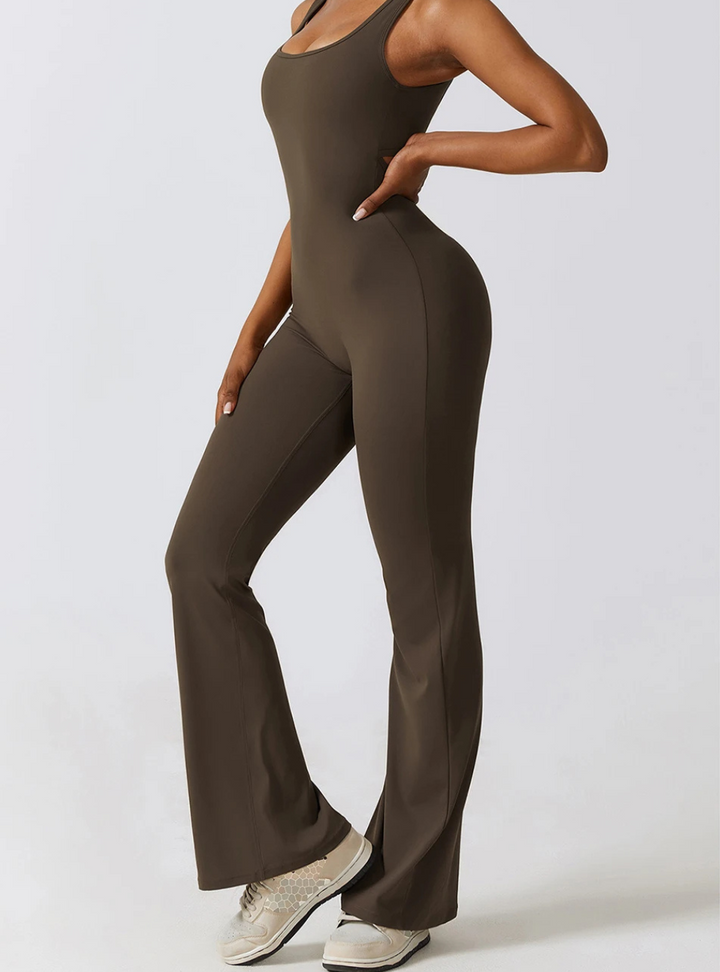 Soeraya - Jumpsuit Open Back