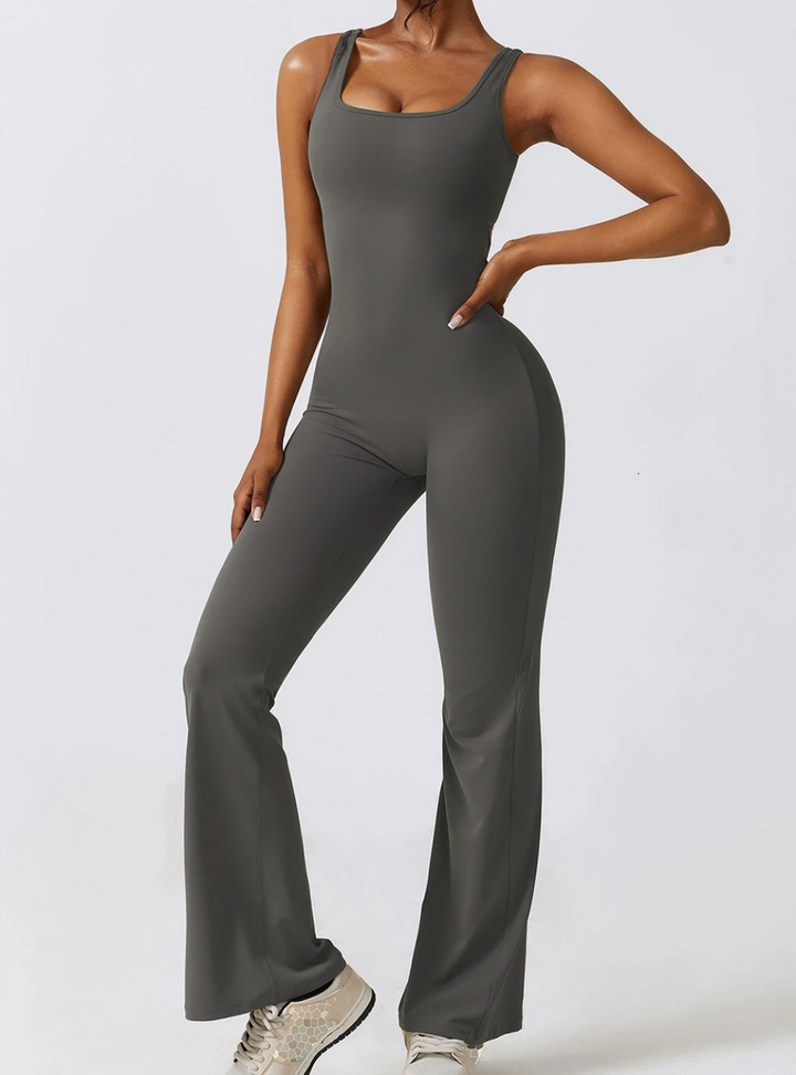 Soeraya - Jumpsuit Open Back