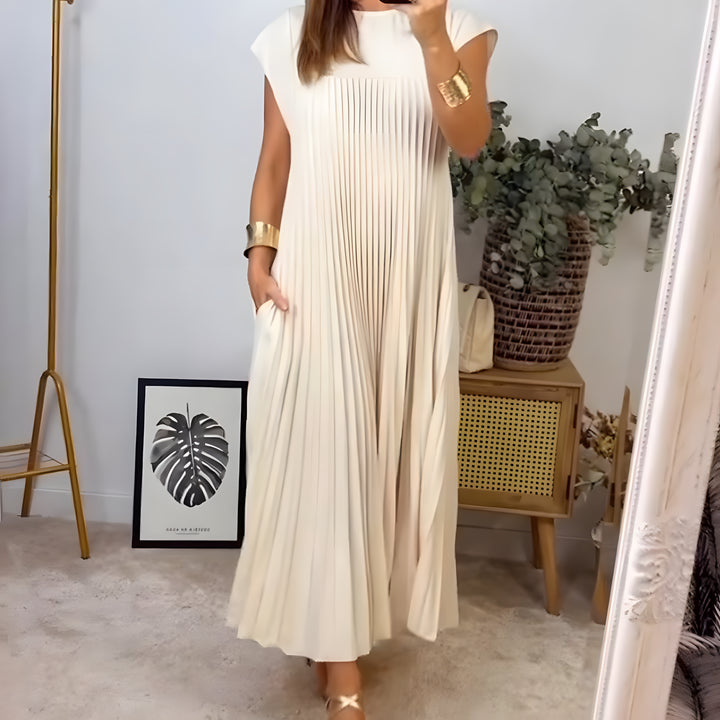 Cindy - Sleeveless Pleated Dress