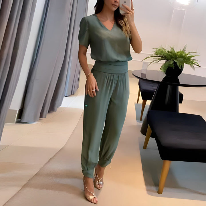 Sarah - Trendy Blouse and Trousers